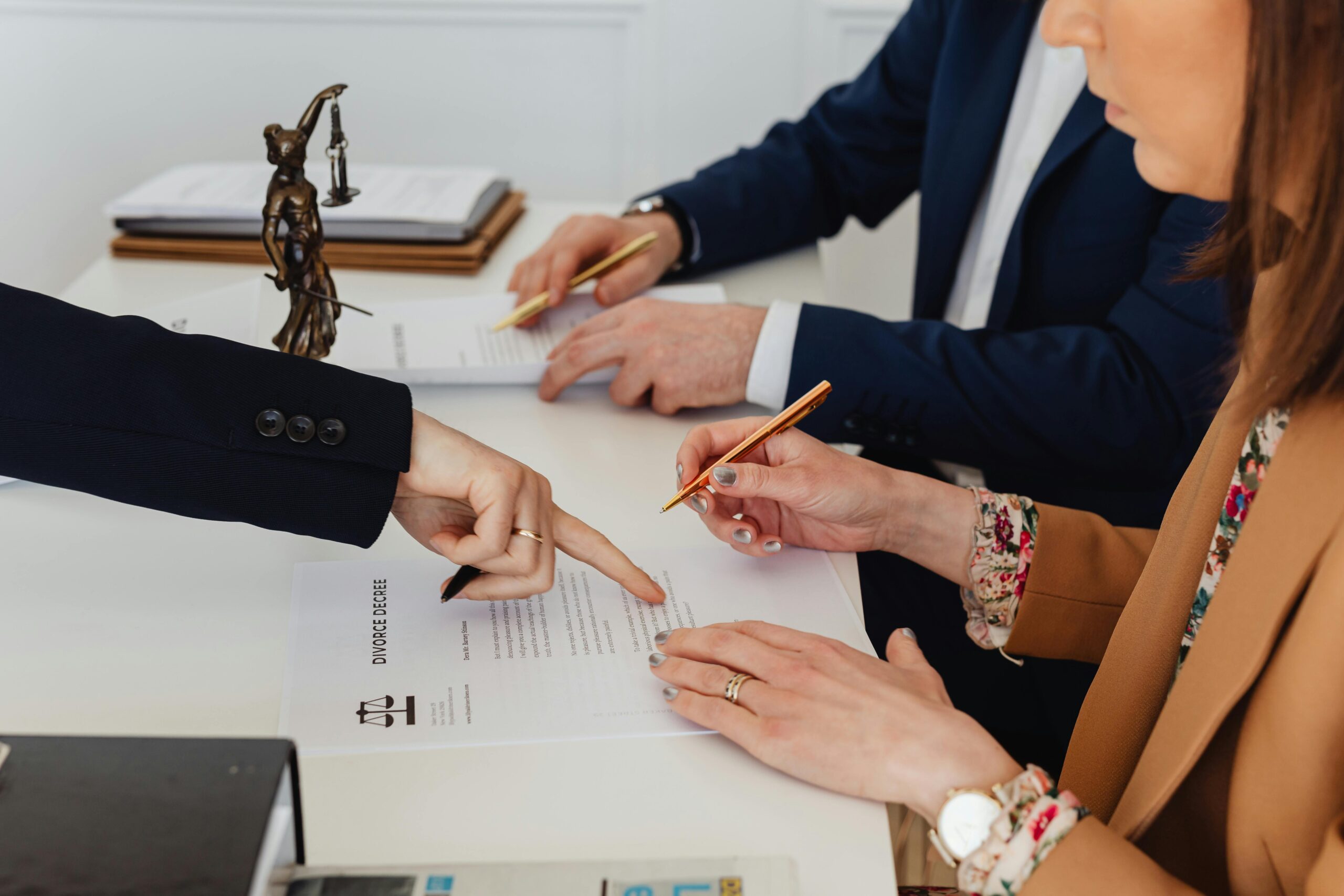 How to Resolve a Legal Dispute Without Going to Court Effectively?