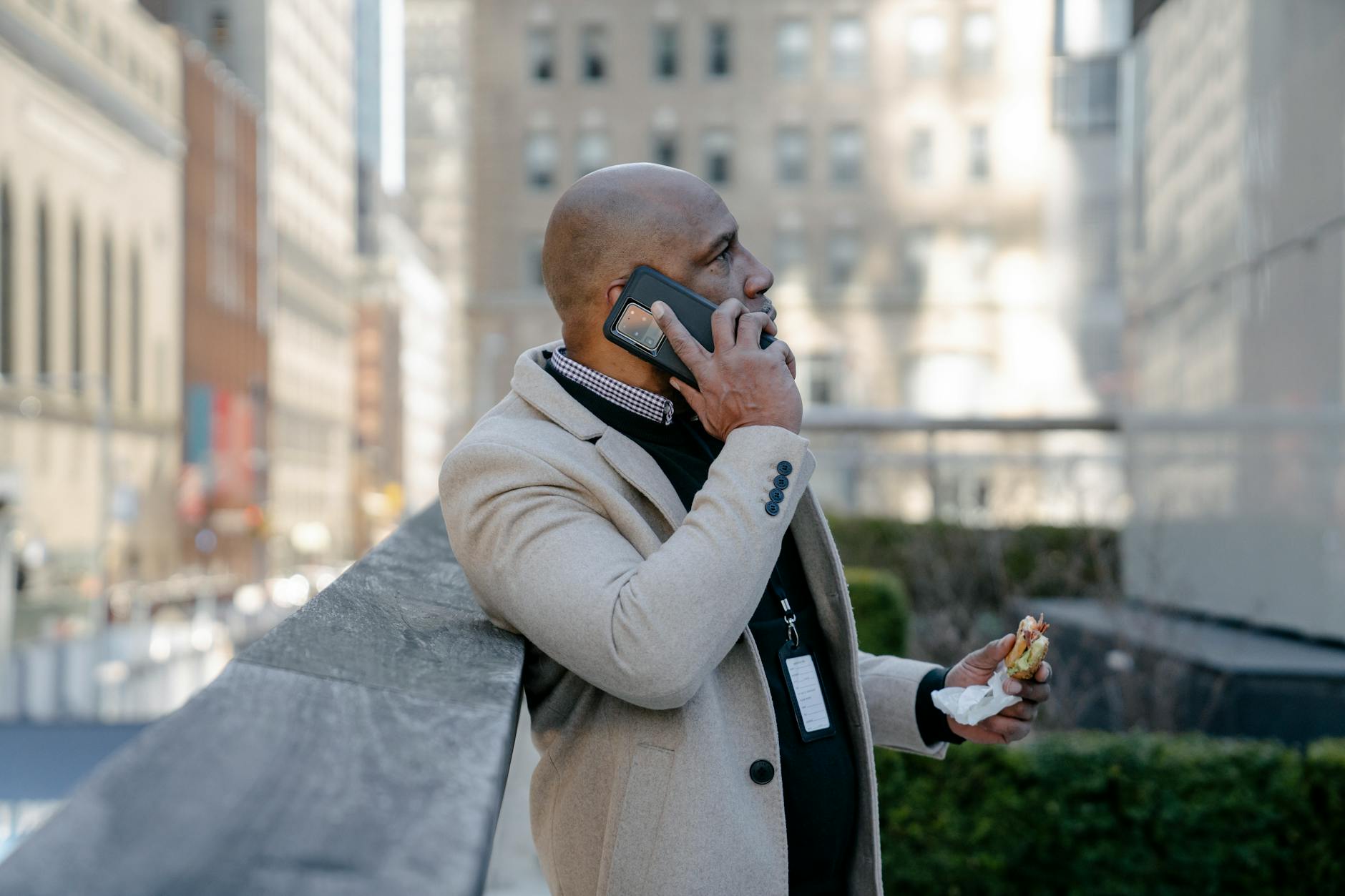 Phone Snatching Soars by 30% in Major US Cities Over Past Year